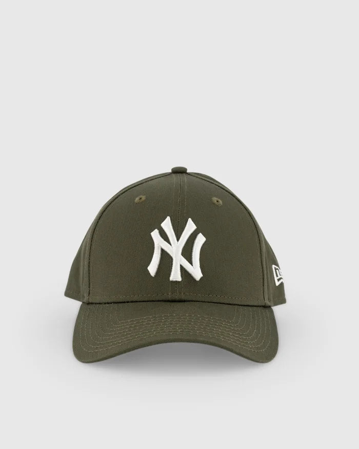 New Era New York Yankees New Olive 9FORTY Cloth Strap