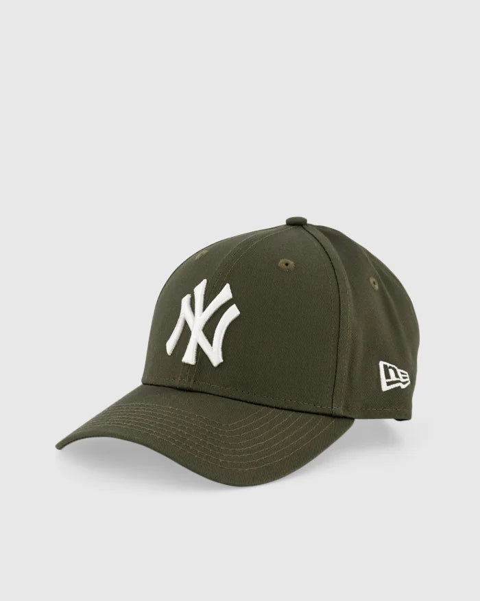 New Era New York Yankees New Olive 9FORTY Cloth Strap