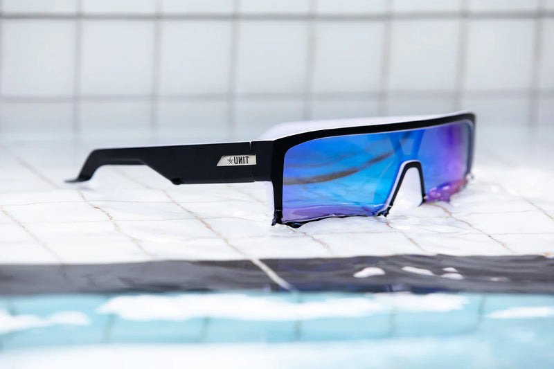 Unit Command Polarised Sunglasses - Matte Black / White