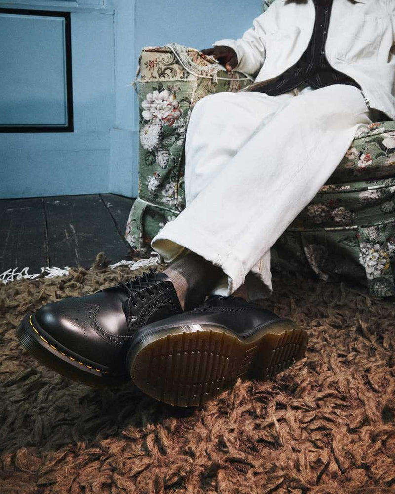 Dr. Martens 3989 YS Brogue Shoes - Black Smooth