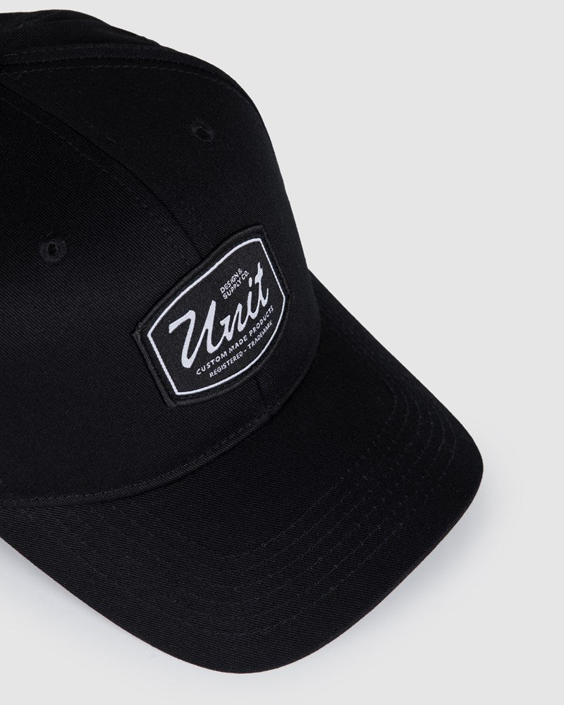 UNIT MACK CURVE PEAK SNAPBACK