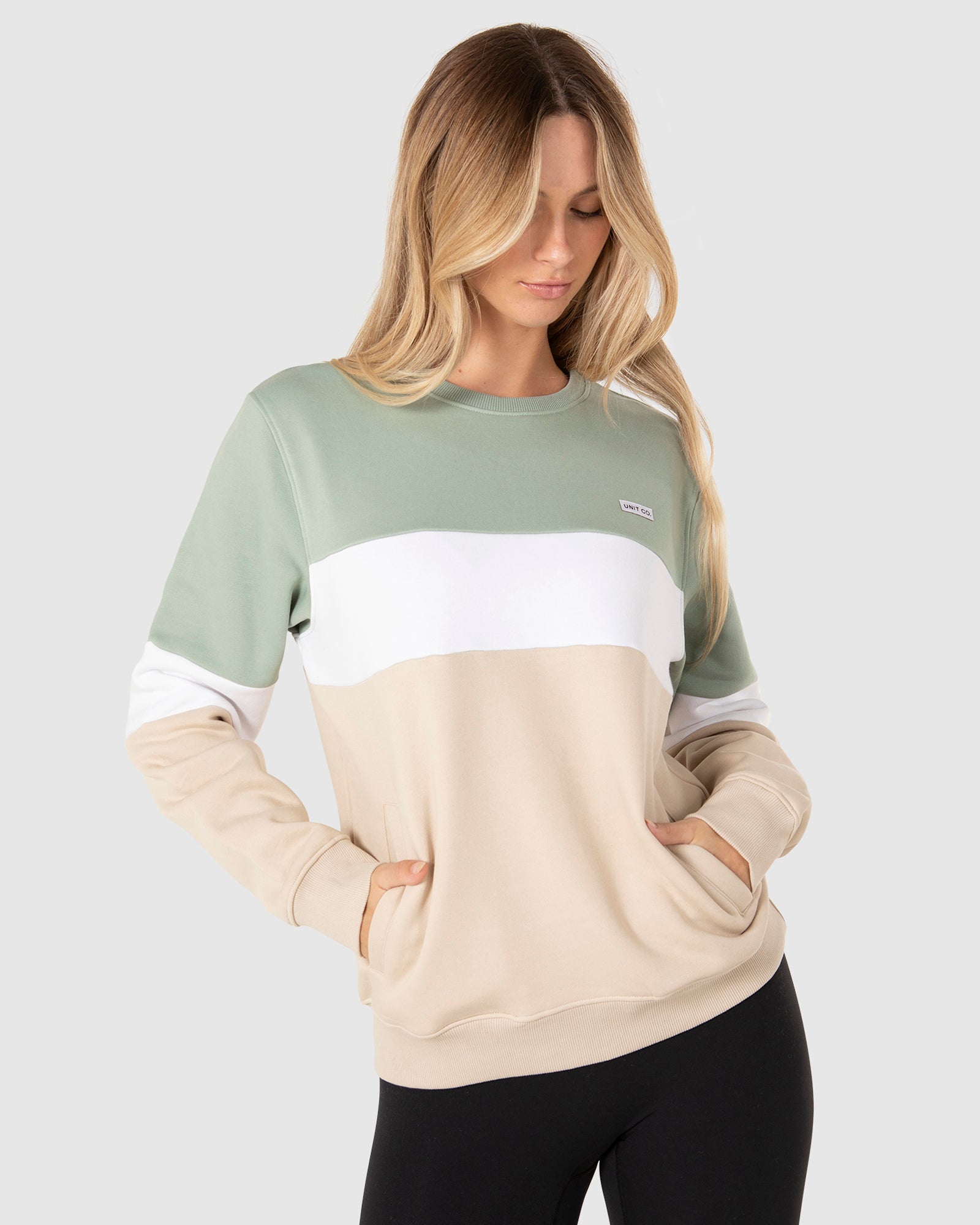 Unit Coco Womens Crew Neck