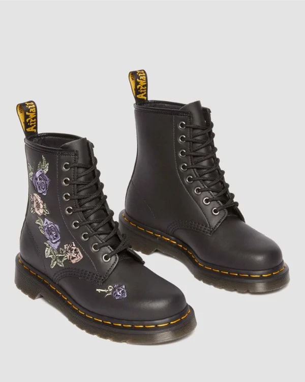 Dr. Martens 1460 Vonda 8 Eye Boot - Black Genix Nappa