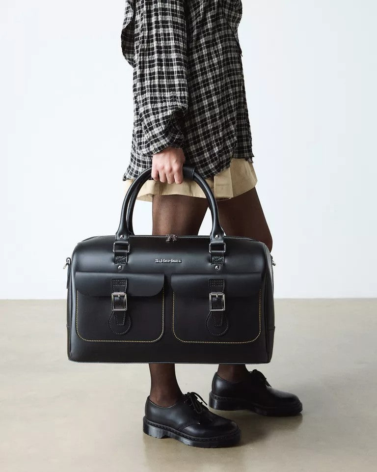 Dr. Martens Daytripper Bag - Black Kiev