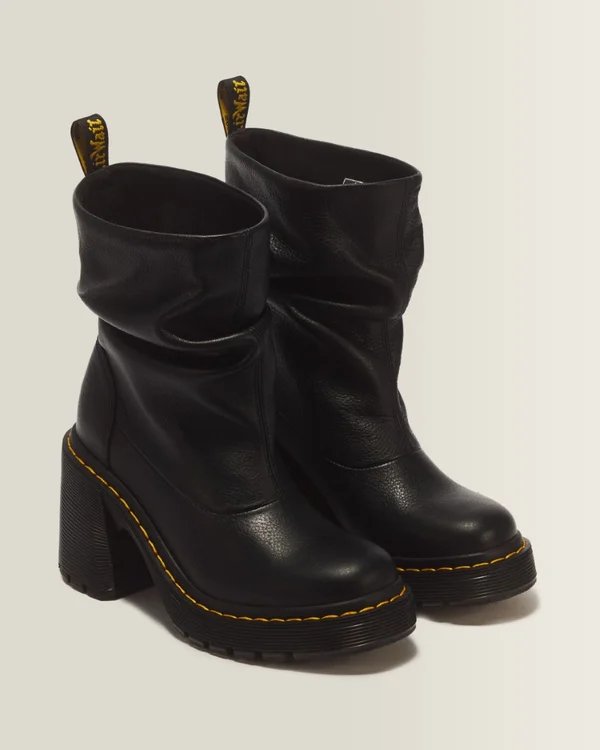 Dr. Martens Kasey Lo Pull On Boot - Black Virginia