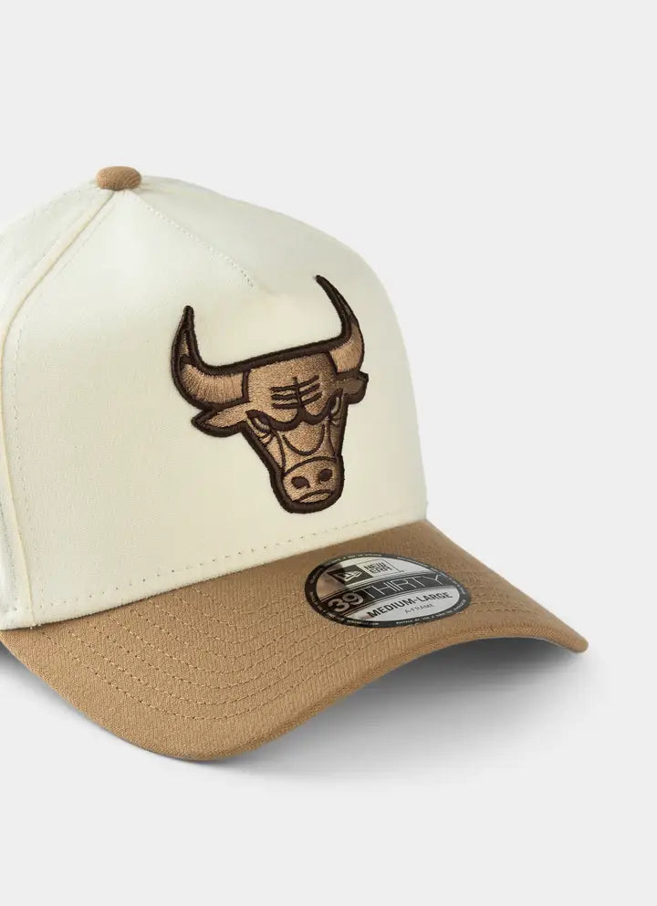 New Era Chicago Bulls White Sandy Bay 39THIRTY Stretch Fit