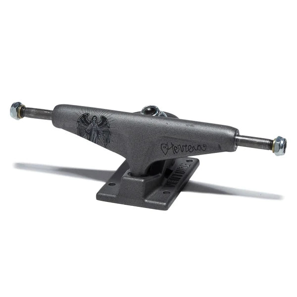 Venture Trucks 5.2 Lo Herrera Pro Editions