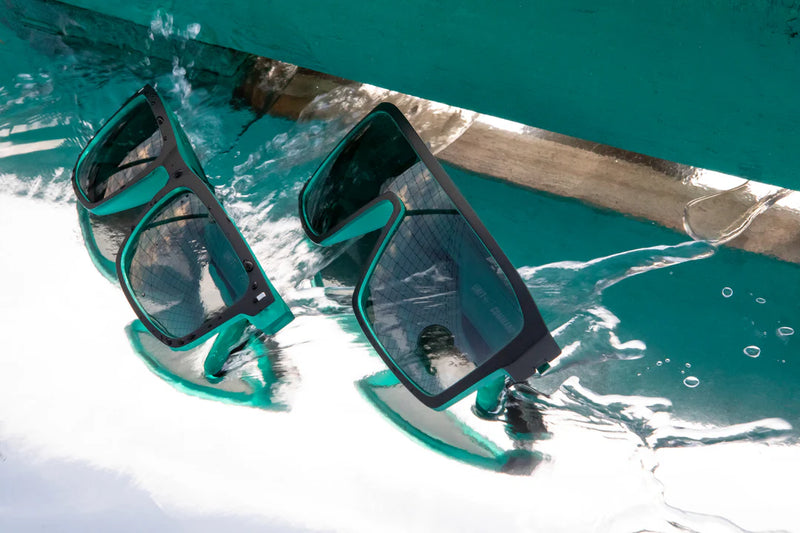 Unit Sunglasses Command - Matte Black Teal Polarised