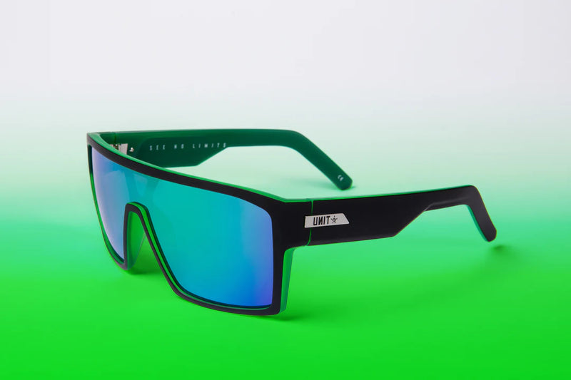 Unit Command Polarised Sunglasses - Matte Black / Green