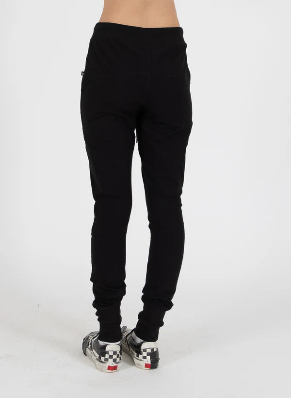 Federation Escape Trackies - Crayon - Black