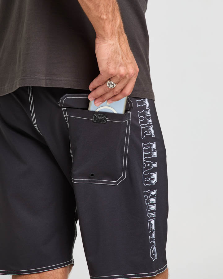 The Mad Hueys Full Throttle Boardshort 20"