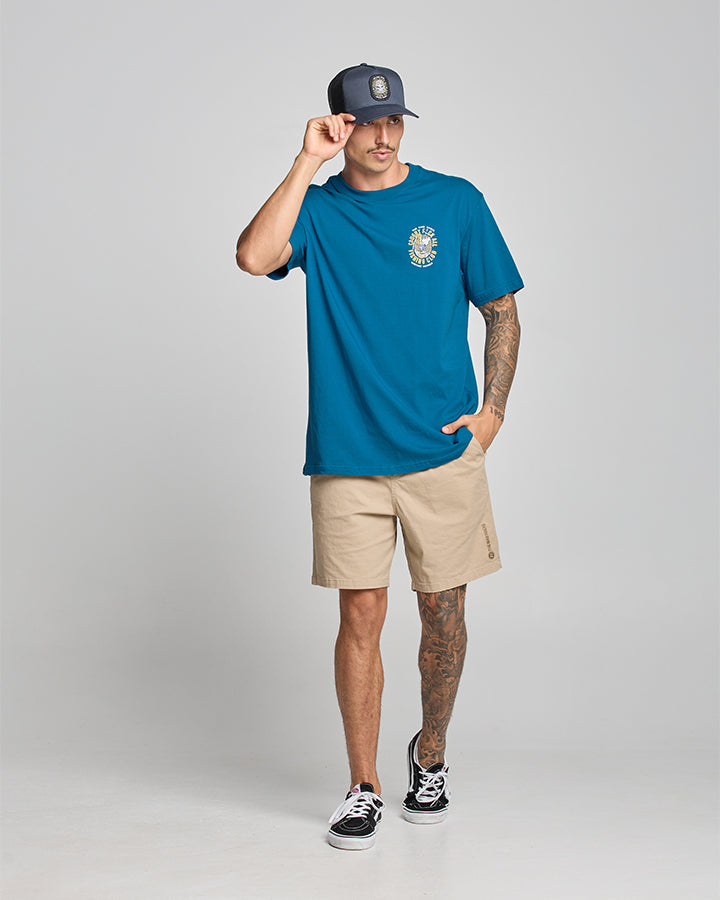 The Mad Hueys CAUGHT FK ALL | SS TEE