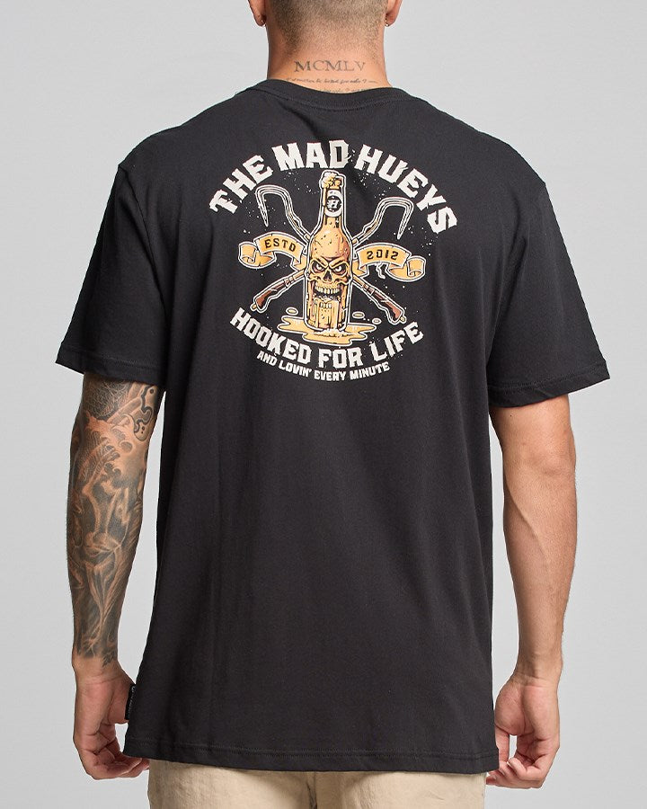 The Mad Hueys HOOKED FOR LIFE | SS TEE