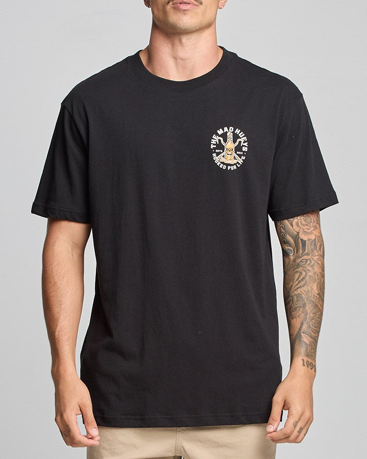 The Mad Hueys HOOKED FOR LIFE | SS TEE