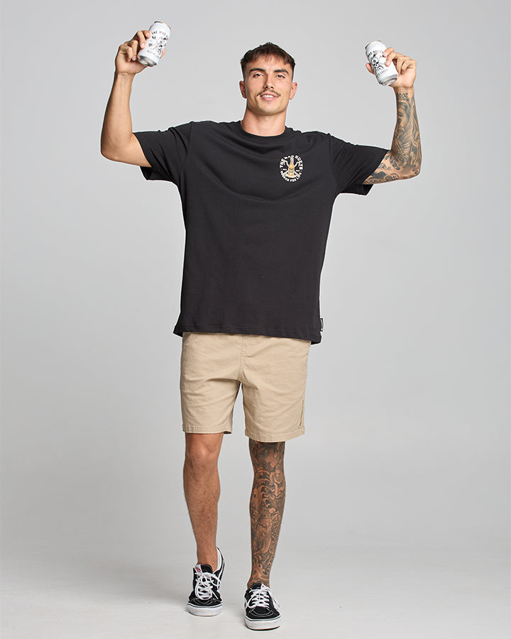 The Mad Hueys HOOKED FOR LIFE | SS TEE