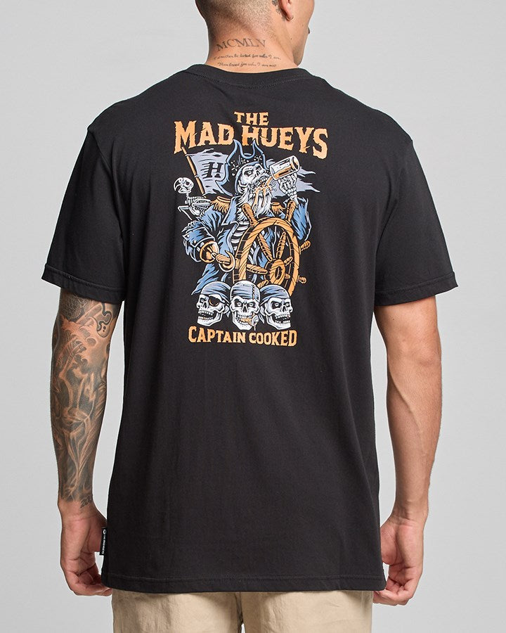 The Mad Hueys CAPTAIN COOKED | SS TEE