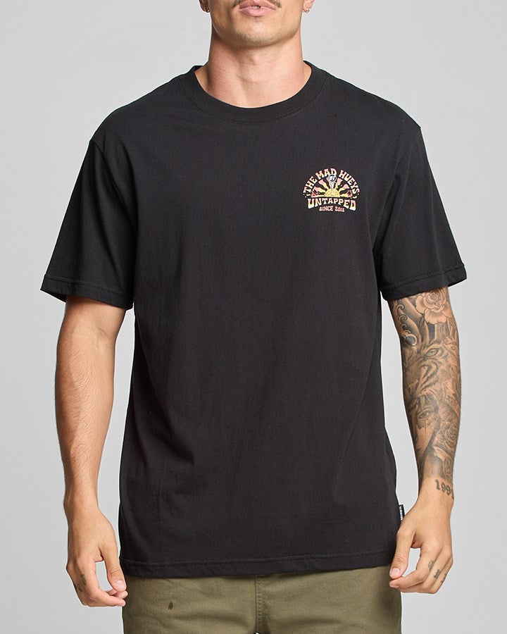 The Mad Hueys UNTAPPED | SS TEE