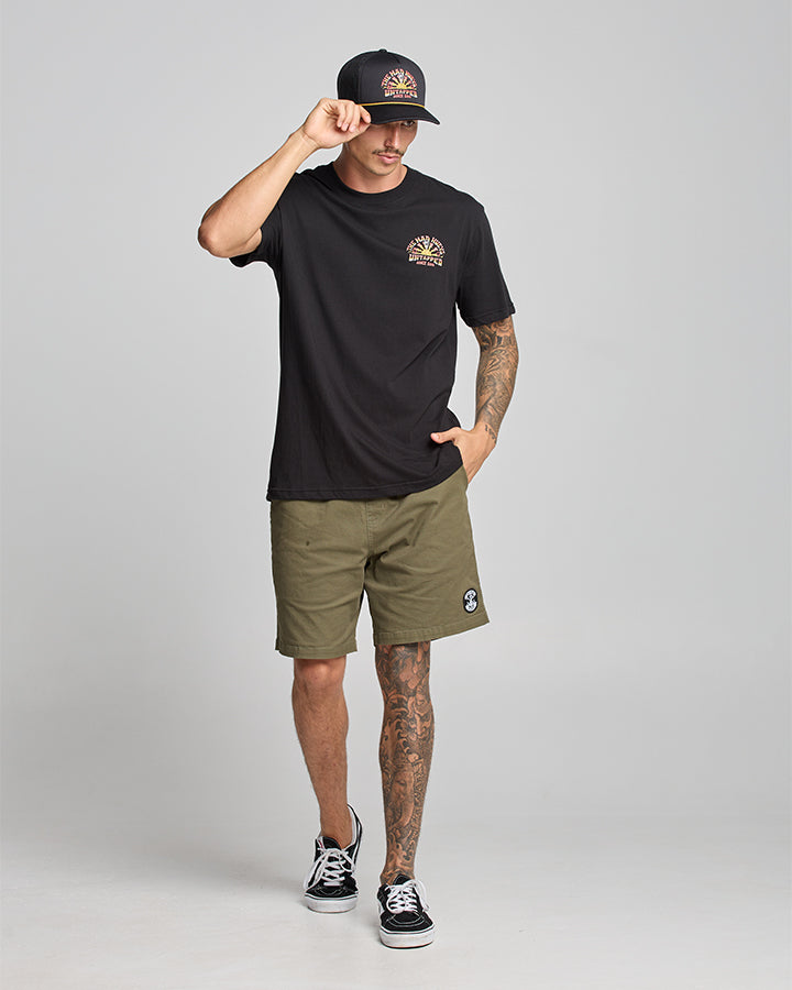 The Mad Hueys UNTAPPED | SS TEE