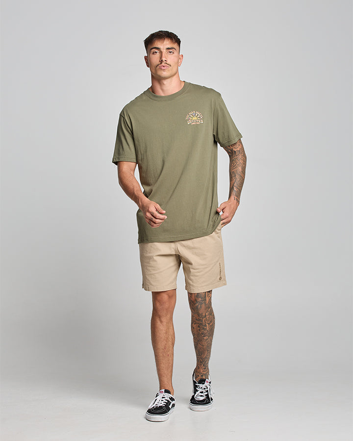 The Mad Hueys UNTAPPED | SS TEE
