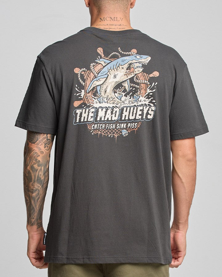 The Mad Hueys CATCH FISH | SS TEE
