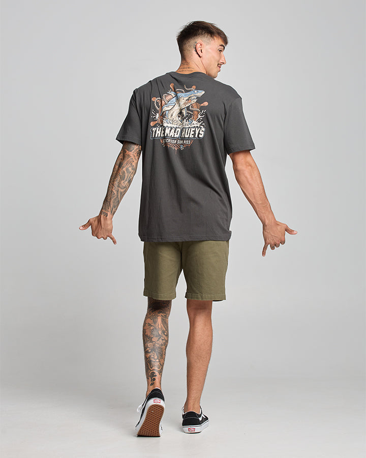 The Mad Hueys CATCH FISH | SS TEE