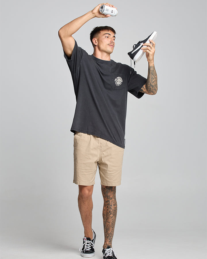 The Mad Hueys GOOD DAY FOR A SHOEY | OVERSIZED SS TEE