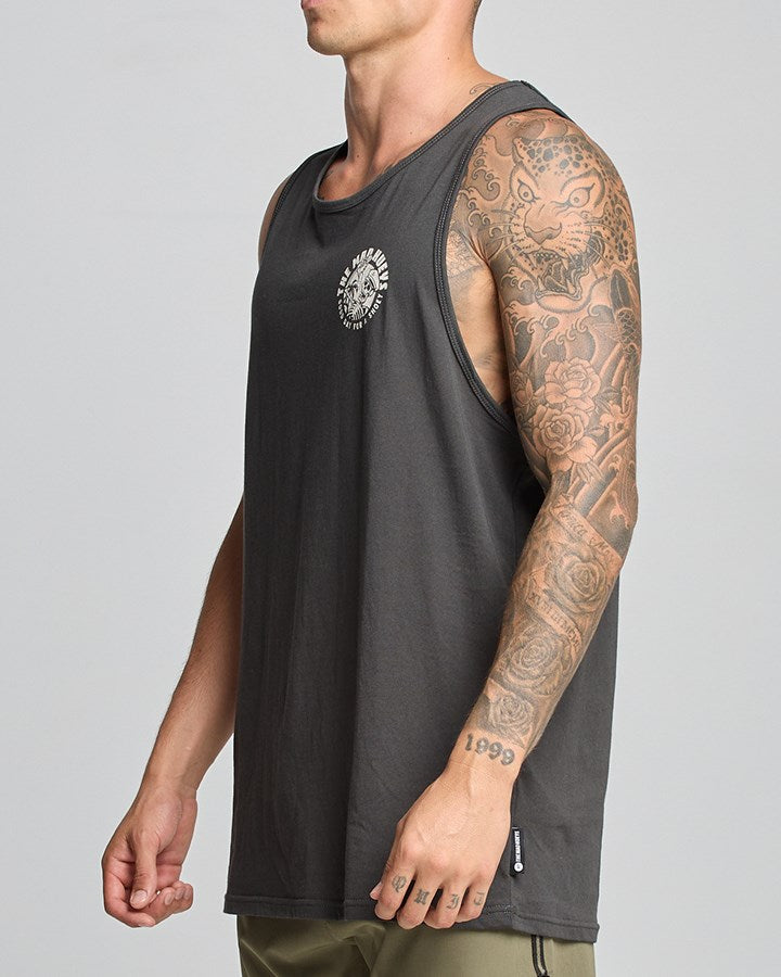 The Mad Hueys GOOD DAY FOR A SHOEY | TANK