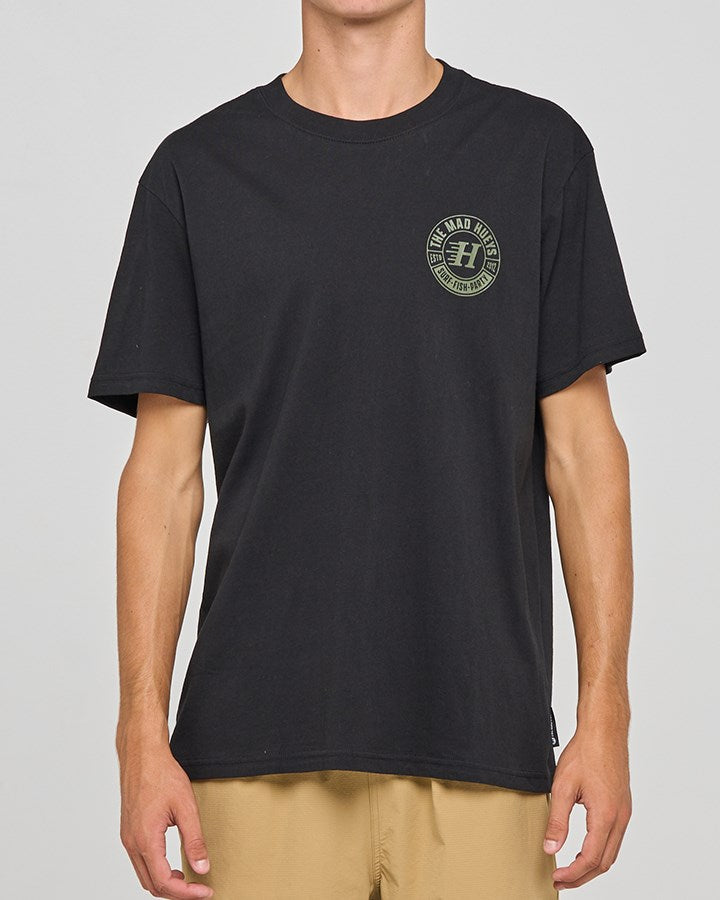 The Mad Hueys LIVING HUEYS | SS TEE