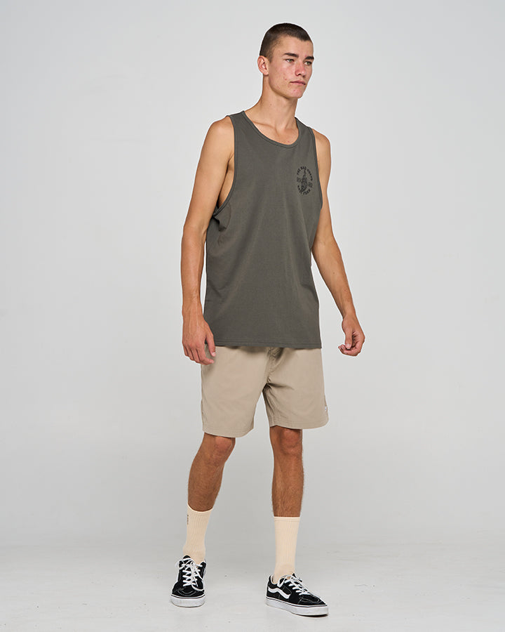 The Mad Hueys FKRS AHOY | TANK