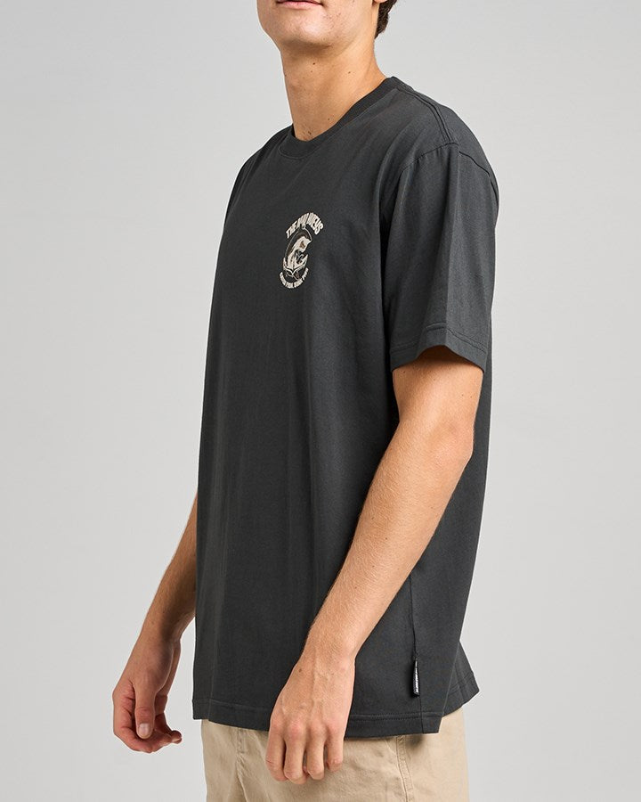 The Mad Hueys ANCHOR SHARK | SS TEE