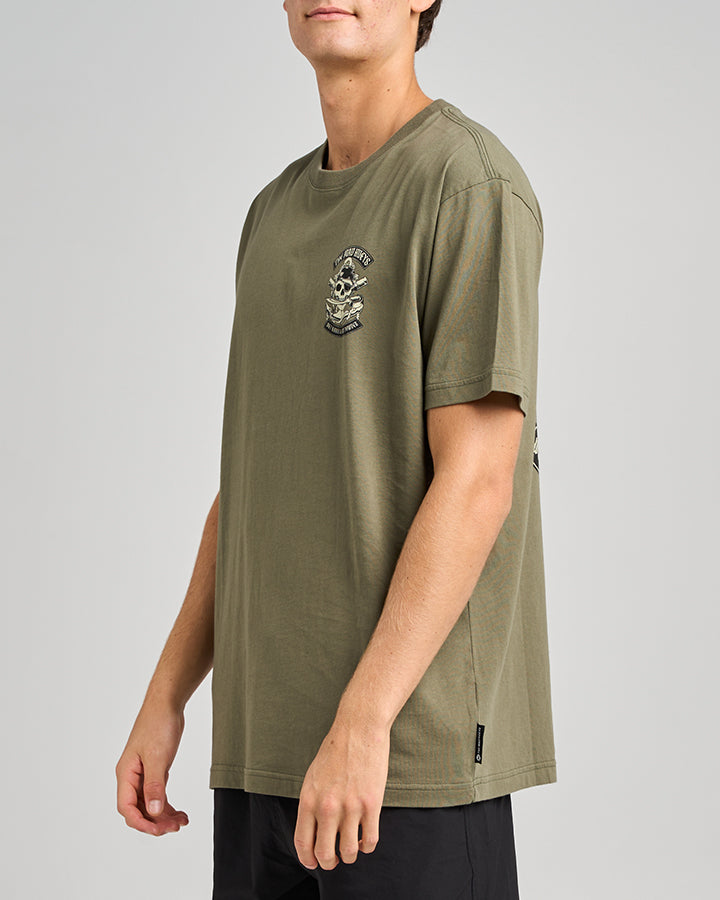 The Mad Hueys HUEYS PIRATE | SS TEE