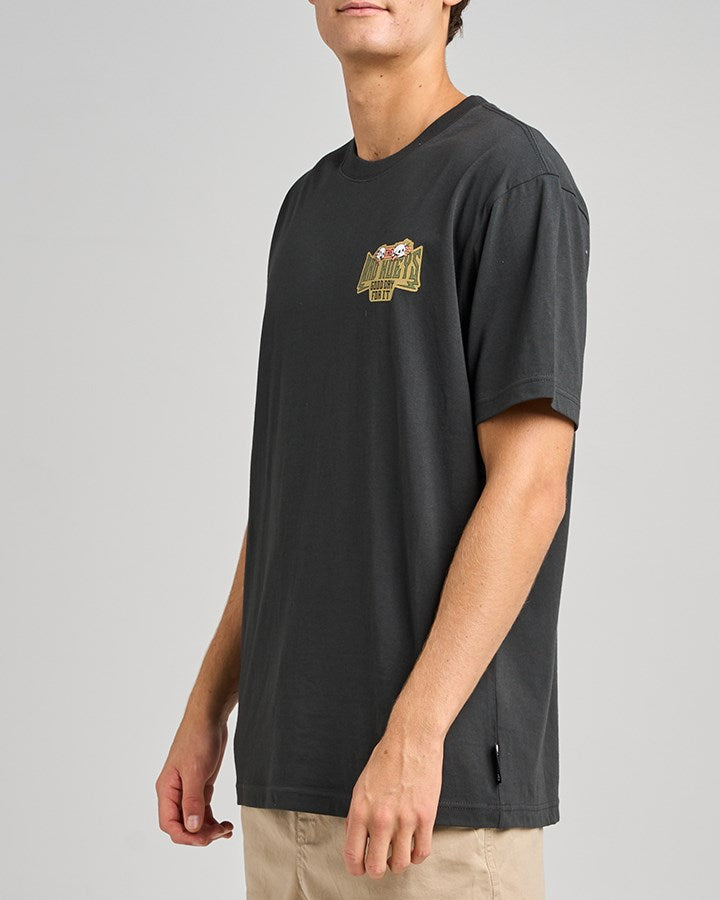 The Mad Hueys SHOEY SESH | SS TEE