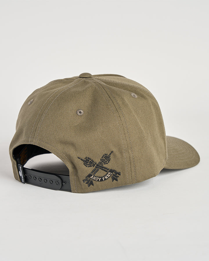 The Mad Hueys AHOY FKRS SHIELD | TWILL SNAPBACK