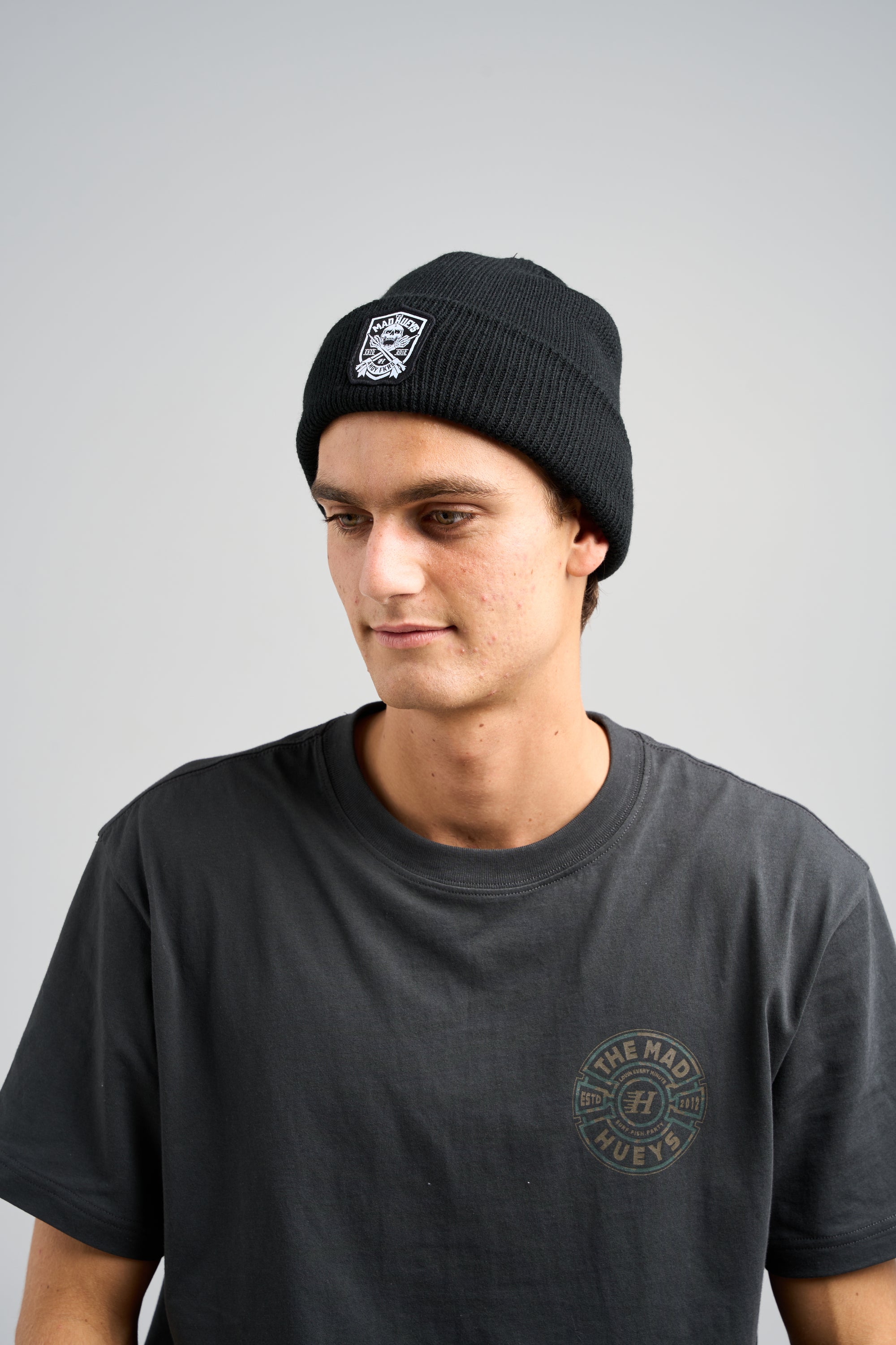 The Mad Hueys AHOY FKRS SHIELD | RELAXED FIT BEANIE