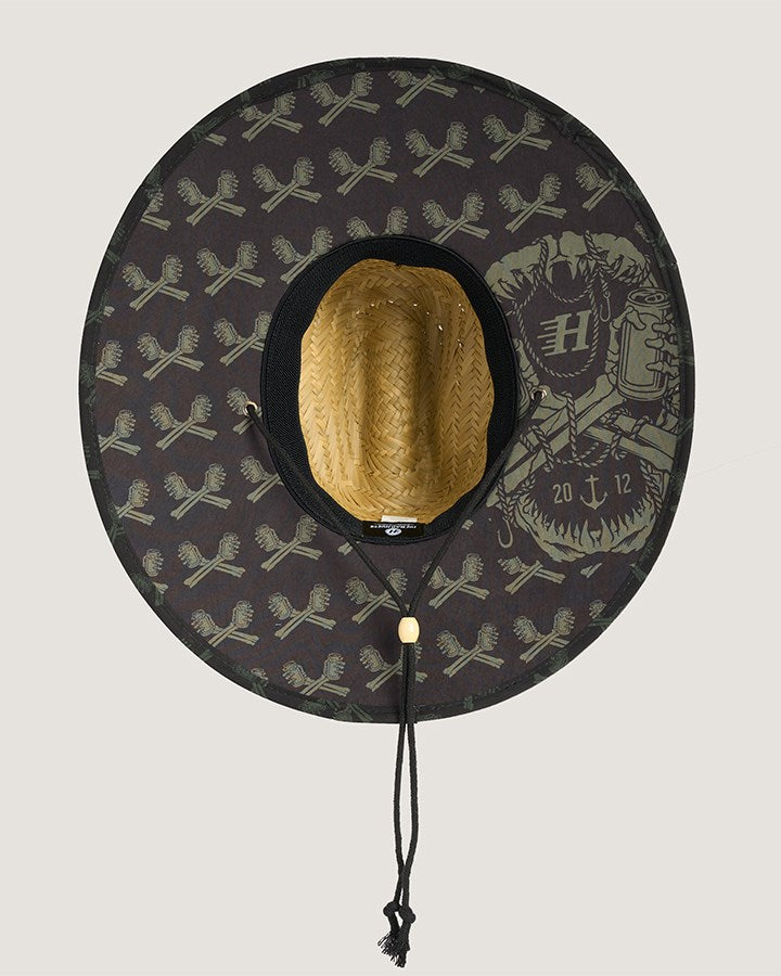 The Mad Hueys CHEERS AND BEERS | STRAW HAT