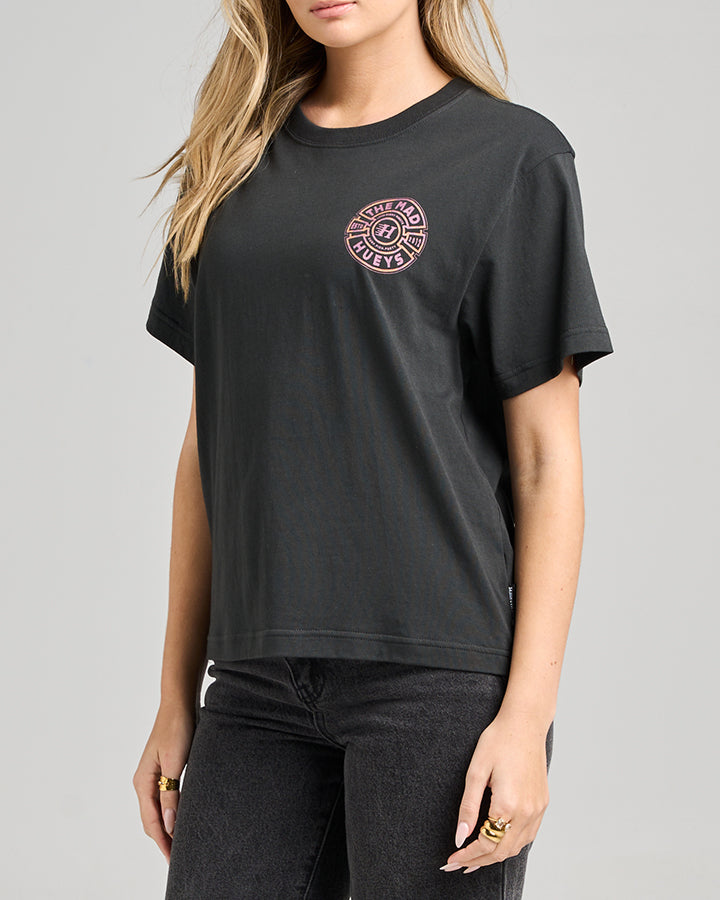 The Mad Hueys MAD SERIES | WOMENS SS TEE