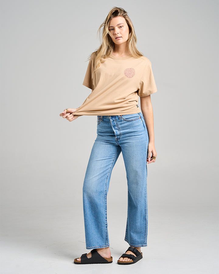 The Mad Hueys MAD SERIES | WOMENS SS TEE