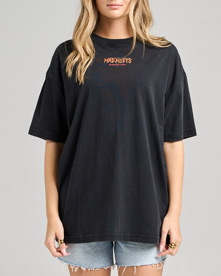 The Mad Hueys BURNING LOVE | WOMENS OVERSIZED SS TEE