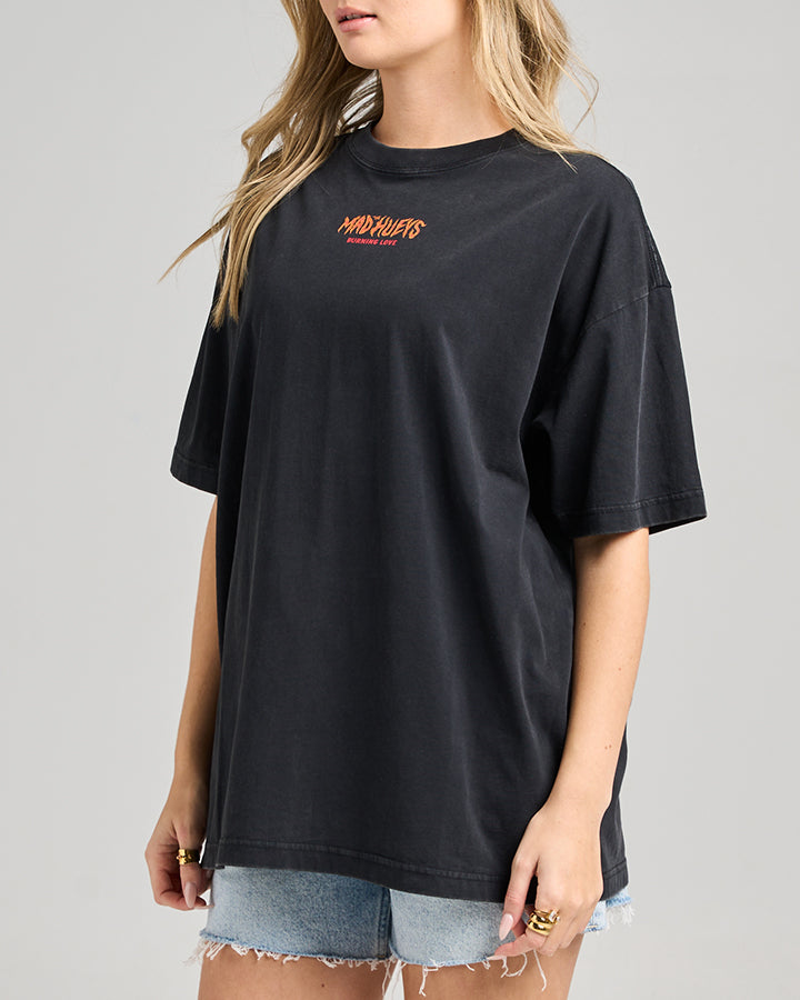 The Mad Hueys BURNING LOVE | WOMENS OVERSIZED SS TEE