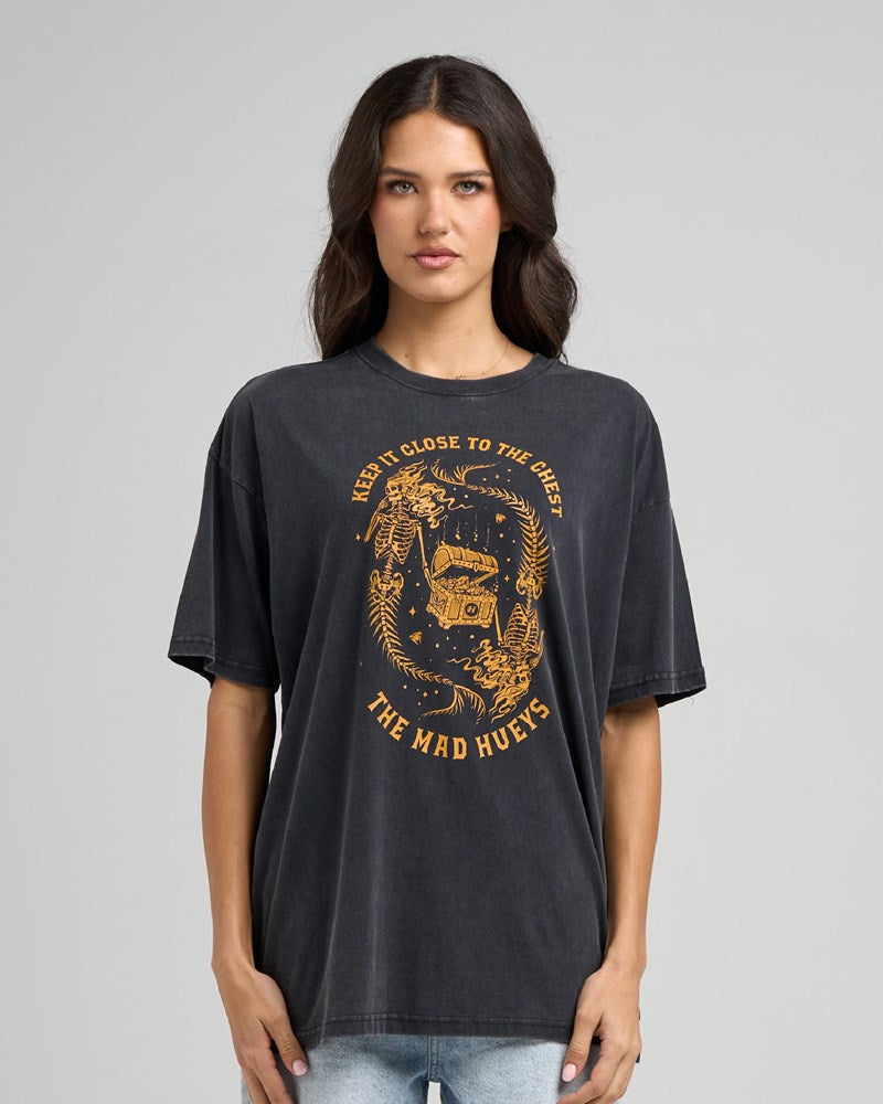 THE MAD HUEYS CLOSE CHEST | WOMENS OVERSIZED TEE