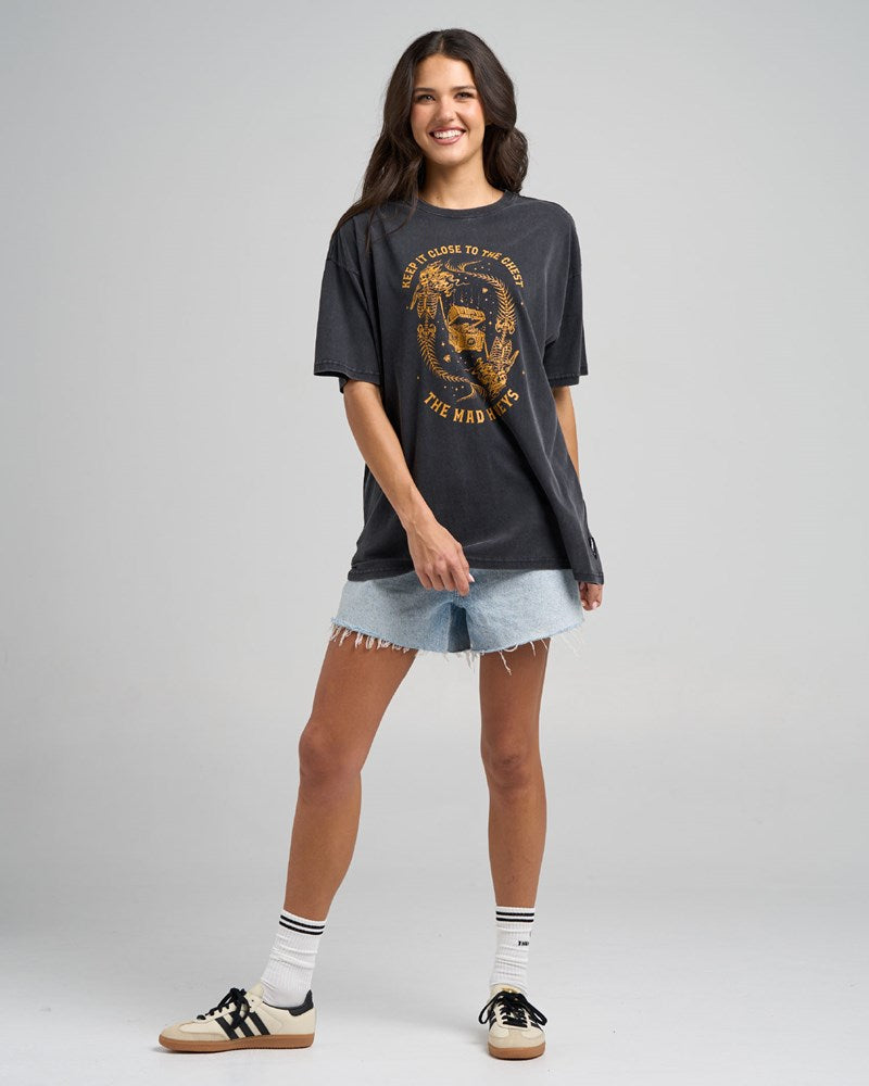 THE MAD HUEYS CLOSE CHEST | WOMENS OVERSIZED TEE