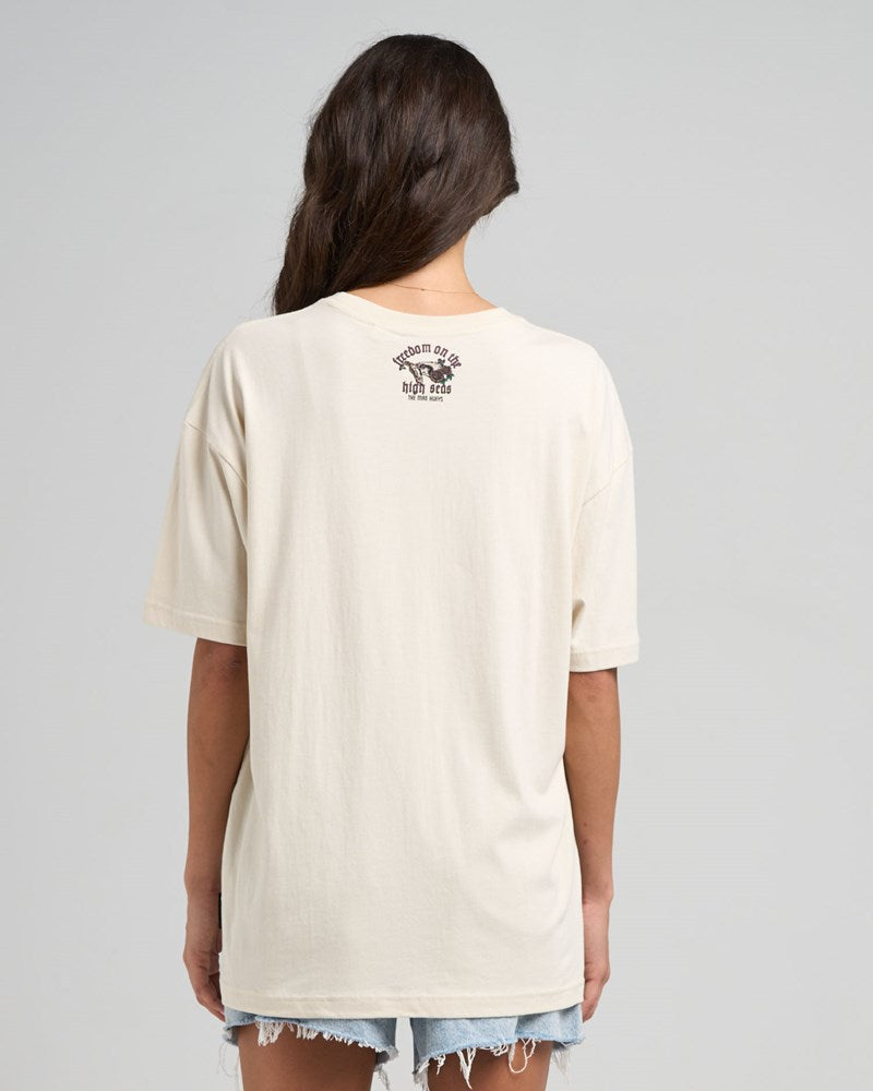 THE MAD HUEYS HIGH SEAS HUEYS | WOMENS OVERSIZED TEE