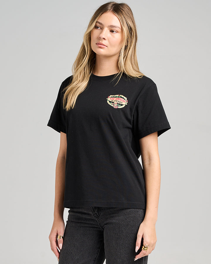 The Mad Hueys TIKI TIKI CAPTAIN | WOMENS SS TEE