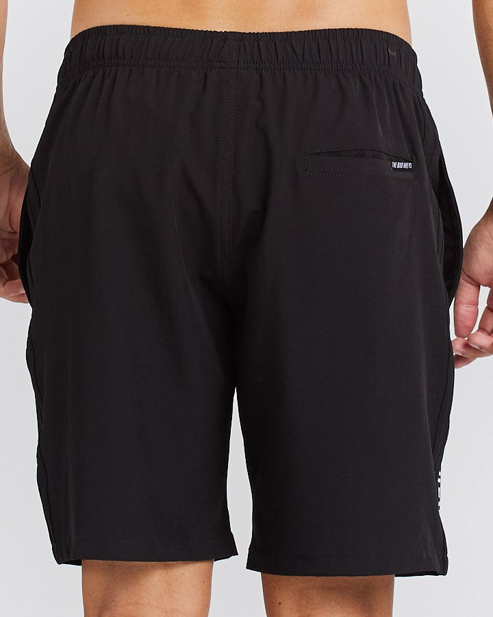 The Mad Hueys The Dingo II Camo Quick Dry Volley 18"