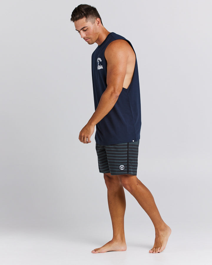 The Mad Hueys Onya Boardshort 18"