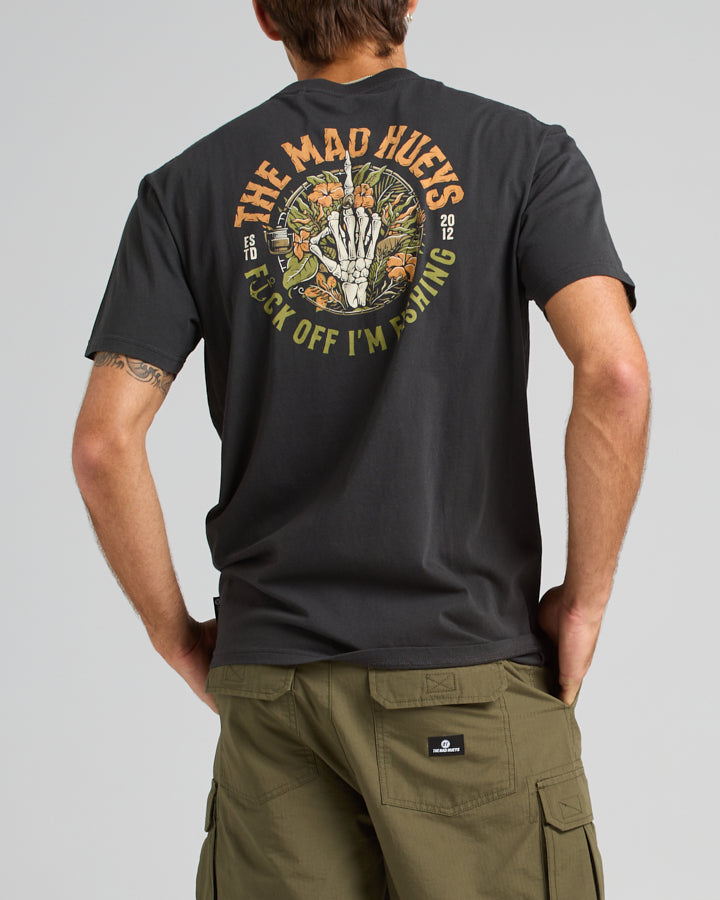 The Mad Hueys FK OFF IM FISHING | SS TEE