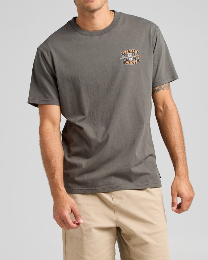 The Mad Hueys CAPTAIN COOKED | SS TEE