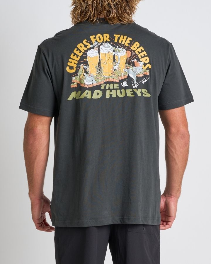 The Mad Hueys NZ BEERS | SS TEE
