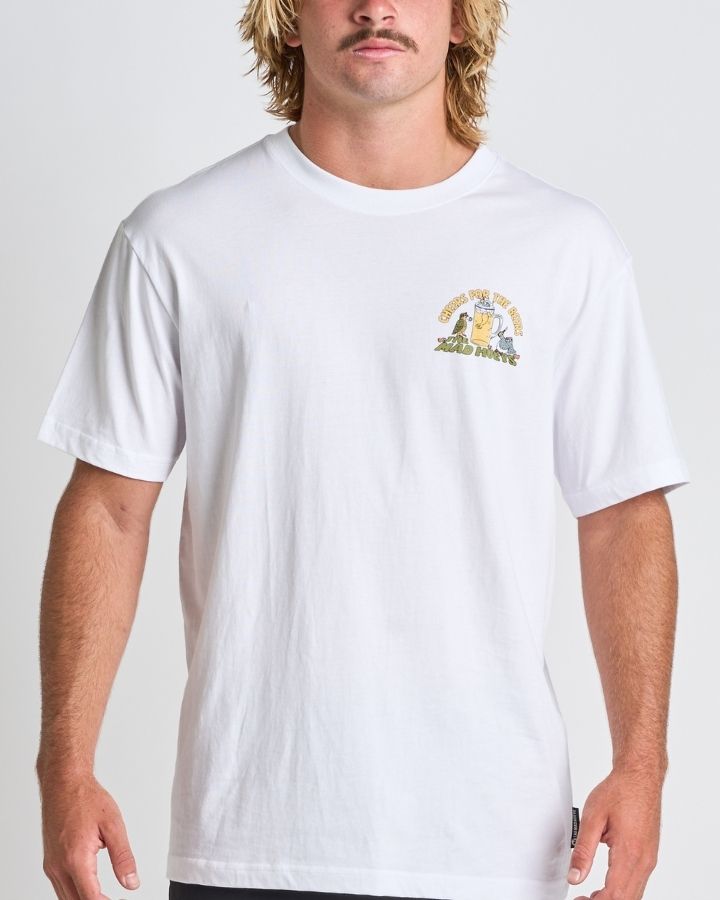 The Mad Hueys NZ BEERS | SS TEE
