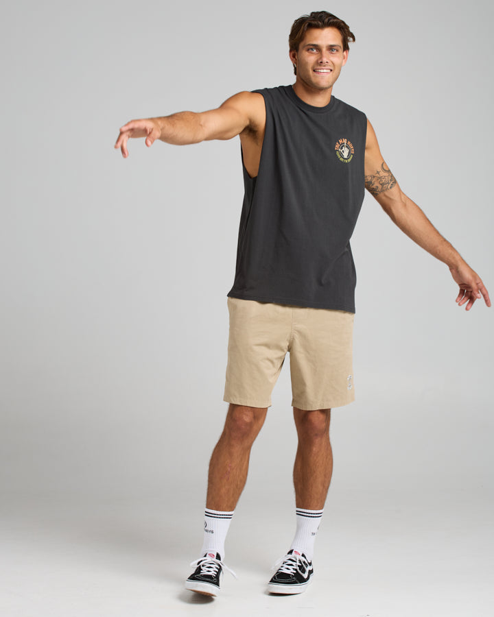 The Mad Hueys FK OFF IM FISHING | MUSCLE